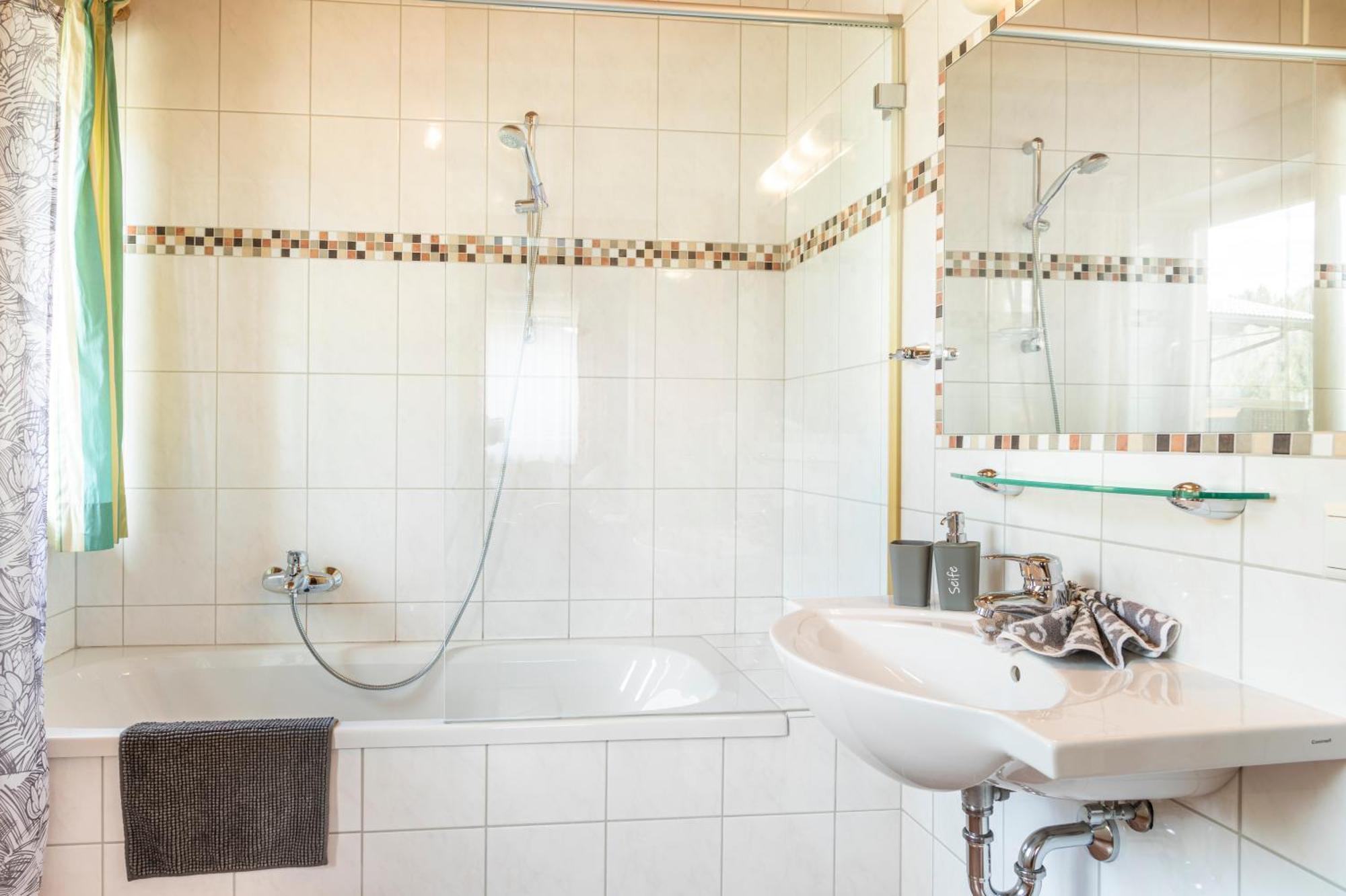 Oeko-Appartements Fallhaus Forstau  Habitación foto